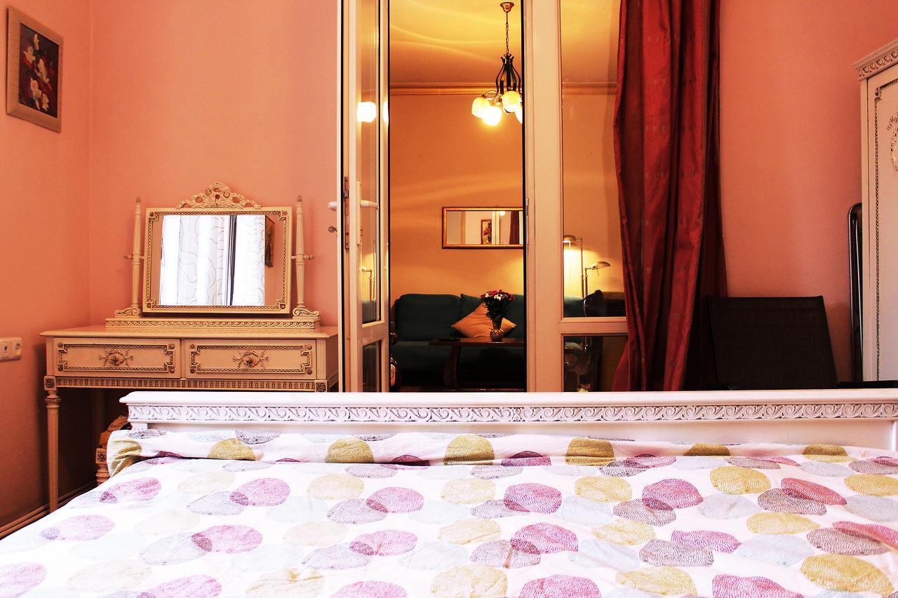 Vivid 2 Bedroom Apt. Jerevan Eksteriør bilde